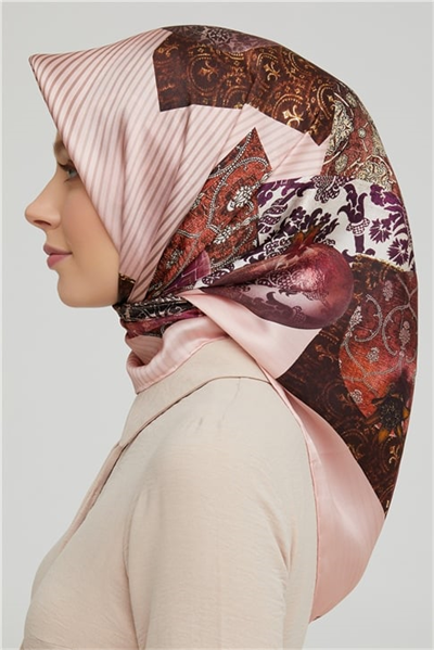 Armine Sura İpek Eşarp 21Ka8605 04