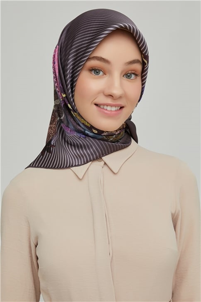 Armine Sura İpek Eşarp 21Ka8605 34