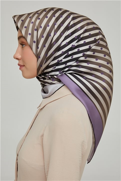 Armine Sura İpek Eşarp 21Ka8606 35