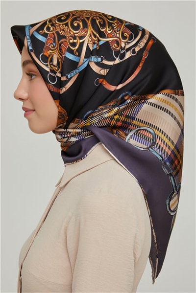 Armine Sura İpek Eşarp 21Ka8607 02