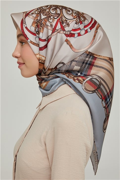 Armine Sura İpek Eşarp 21Ka8607 14