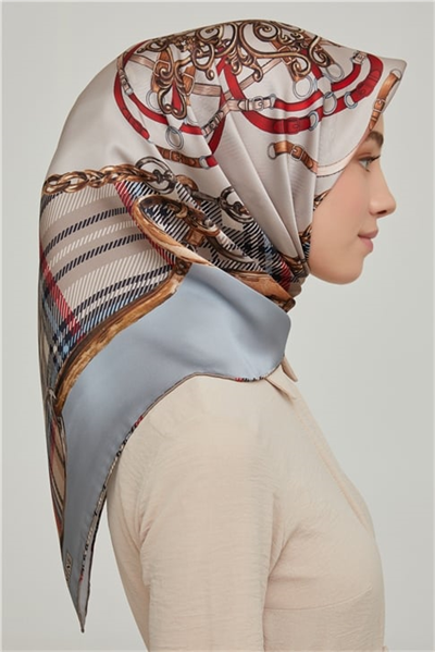 Armine Sura İpek Eşarp 21Ka8607 14