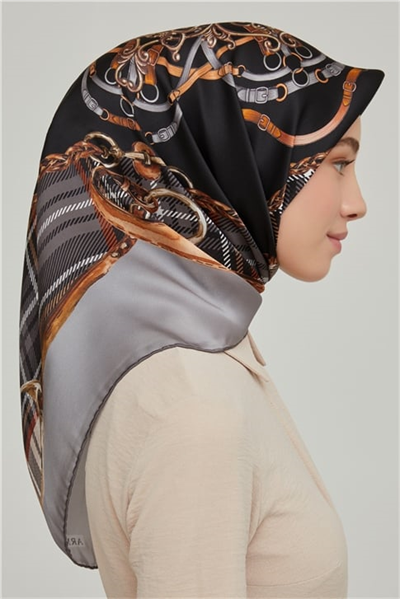 Armine Sura İpek Eşarp 21Ka8607 31