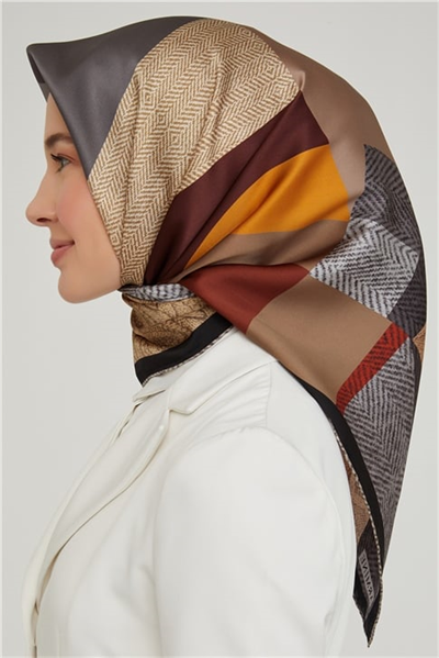 Armine Sura İpek Eşarp 21Ka8610 32