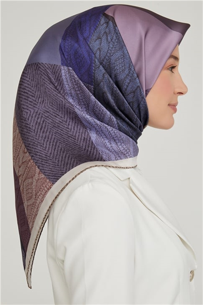 Armine Sura İpek Eşarp 21Ka8610 37