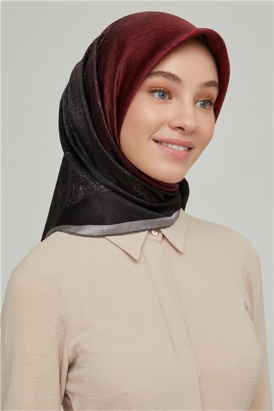 Armine Sura İpek Eşarp 21Ka8611 04
