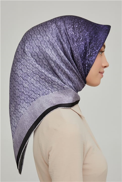 Armine Sura İpek Eşarp 21Ka8611 32