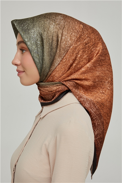 Armine Sura İpek Eşarp 21Ka8611 33