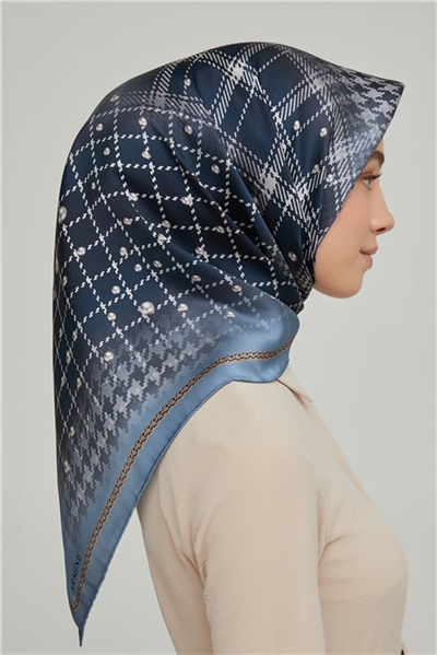 Armine Sura İpek Eşarp 21Ka8612 82