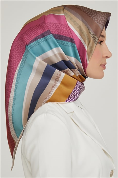 Armine Sura İpek Eşarp 21Ka8613 36