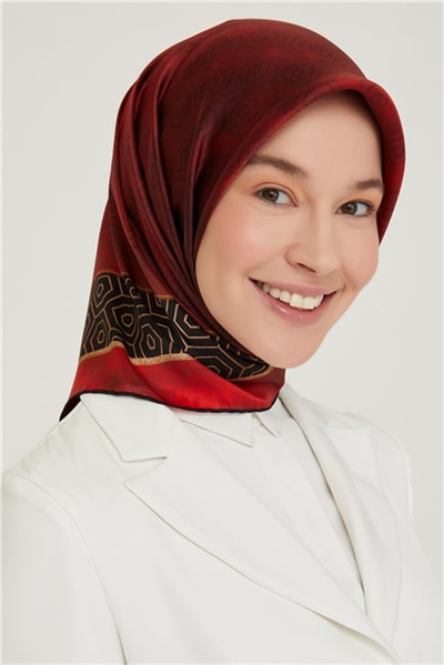 Armine Sura İpek Eşarp 21Ka8614 01