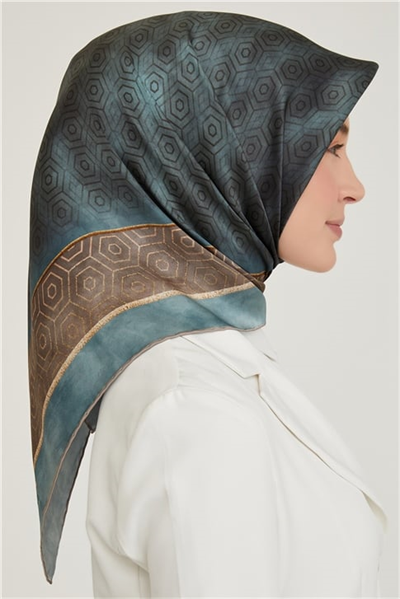 Armine Sura İpek Eşarp 21Ka8614 09