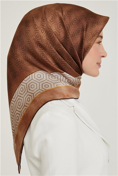 Armine Sura İpek Eşarp 21Ka8614 34