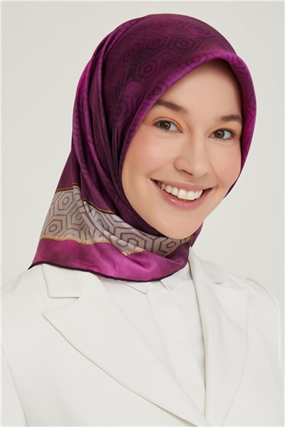 Armine Sura İpek Eşarp 21Ka8614 39