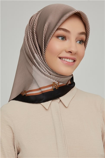 Armine Sura İpek Eşarp 21Ka8616 03