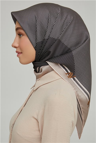 Armine Sura İpek Eşarp 21Ka8616 08