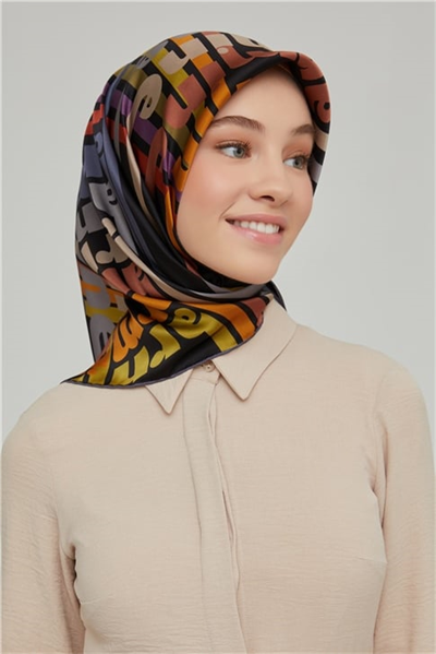 Armine Sura İpek Eşarp 21Ka8617 09