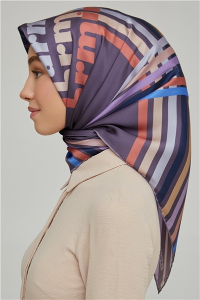 Armine Sura İpek Eşarp 21Ka8617 35