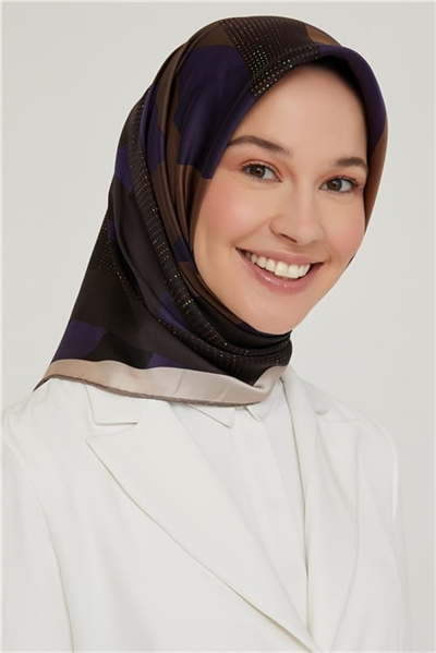 Armine Sura İpek Eşarp 21Ka8618 07