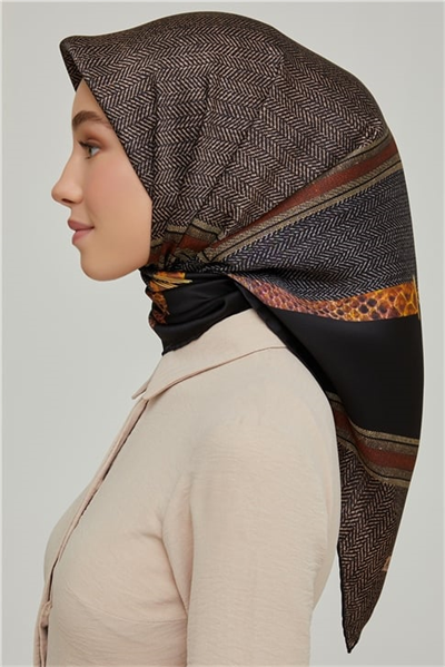 Armine Sura İpek Eşarp 21Ka8619 32