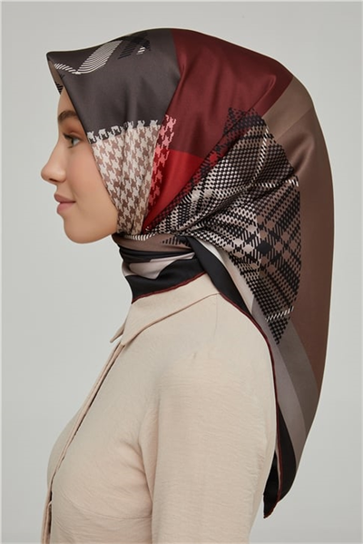 Armine Sura İpek Eşarp 21Ka8620 04