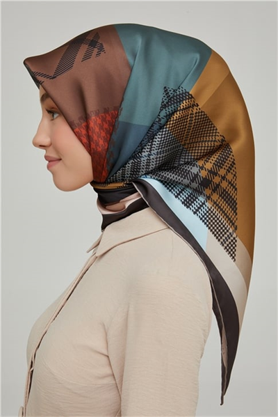 Armine Sura İpek Eşarp 21Ka8620 09