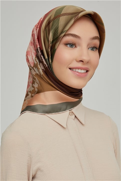 Armine Sura İpek Eşarp 21Ka8620 11