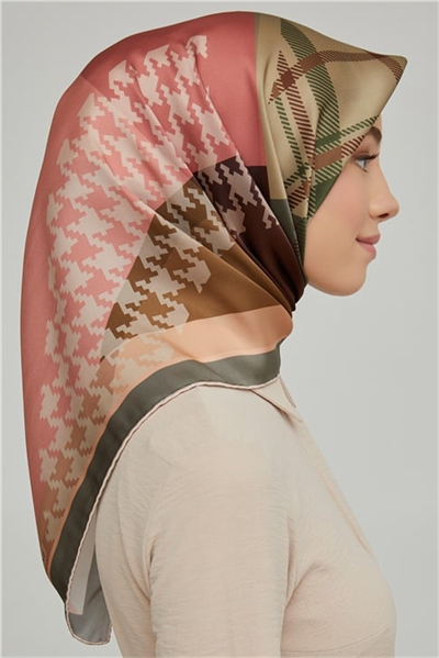Armine Sura İpek Eşarp 21Ka8620 11