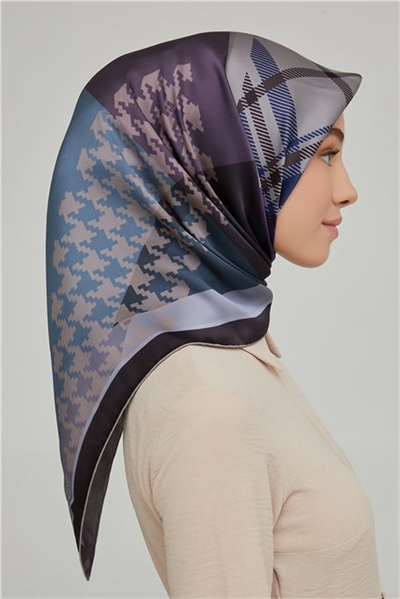 Armine Sura İpek Eşarp 21Ka8620 31