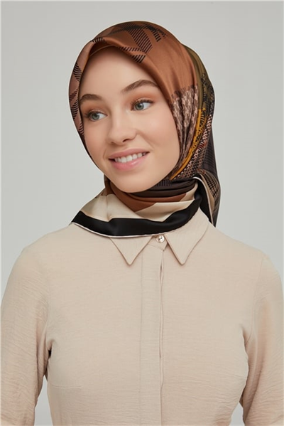 Armine Sura İpek Eşarp 21Ka8620 38