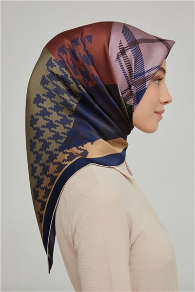 Armine Sura İpek Eşarp 21Ka8620 39