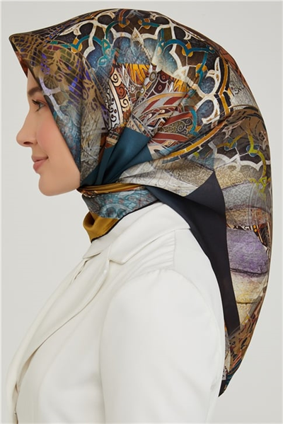Armine Sura İpek Eşarp 21Ka8622 09