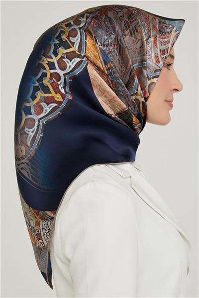 Armine Sura İpek Eşarp 21Ka8622 37