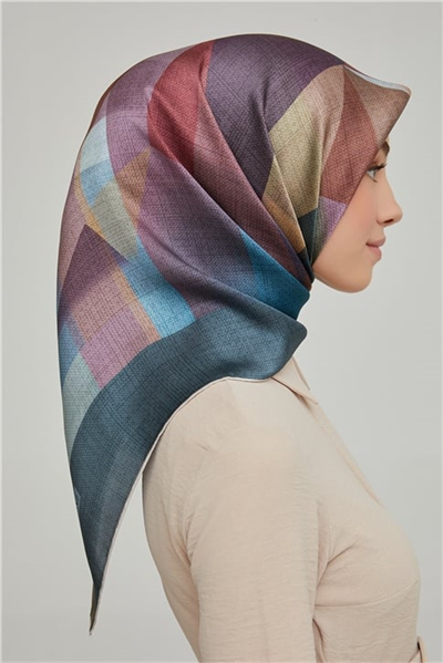 Armine Sura İpek Eşarp 21Ka8623 09