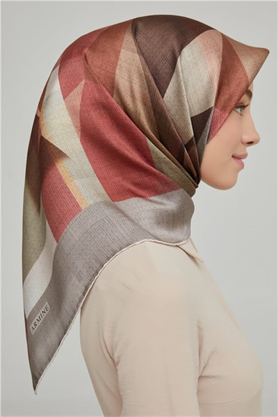 Armine Sura İpek Eşarp 21Ka8623 10