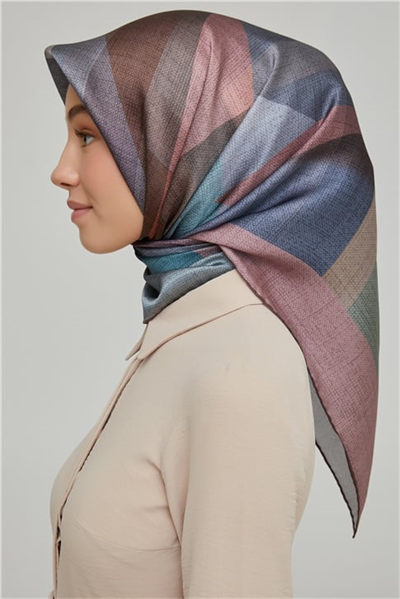 Armine Sura İpek Eşarp 21Ka8623 31