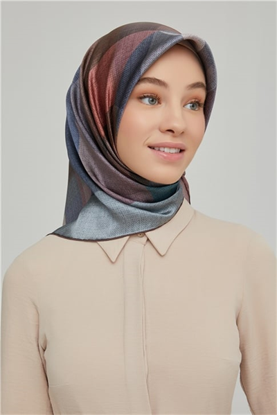Armine Sura İpek Eşarp 21Ka8623 31
