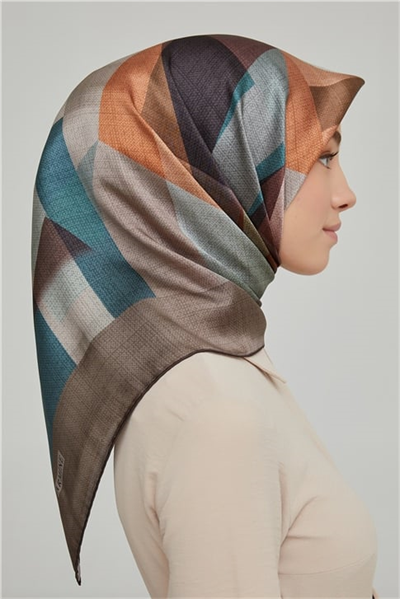 Armine Sura İpek Eşarp 21Ka8623 32