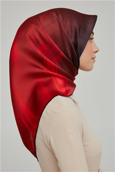 Armine Sura İpek Eşarp 21Ka8624 01