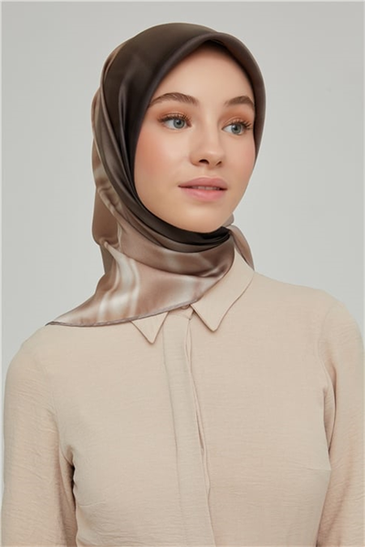Armine Sura İpek Eşarp 21Ka8624 11