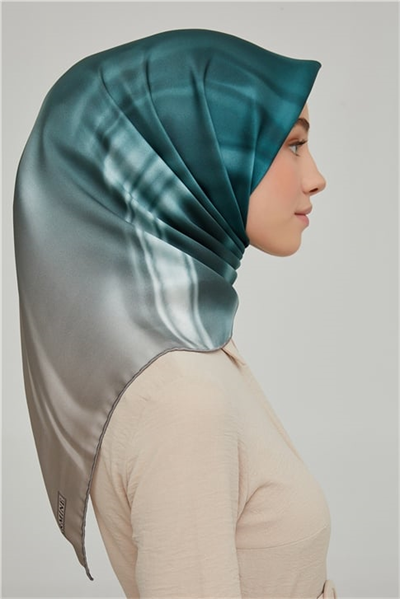 Armine Sura İpek Eşarp 21Ka8624 15