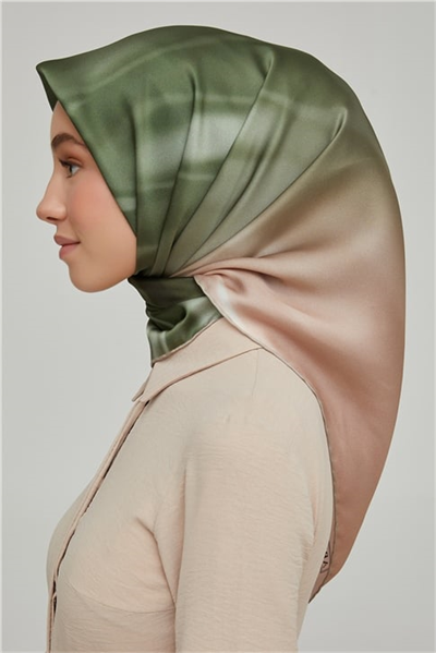 Armine Sura İpek Eşarp 21Ka8624 17