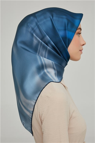 Armine Sura İpek Eşarp 21Ka8624 39