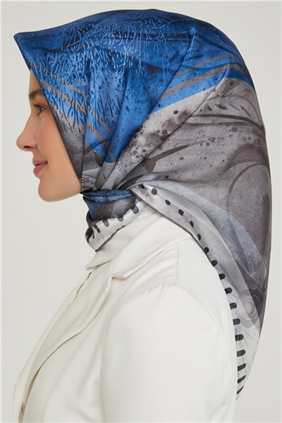Armine Sura İpek Eşarp 21Ka8625 07