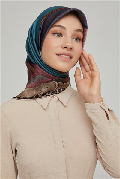 Armine Sura İpek Eşarp 21Ka8626 07