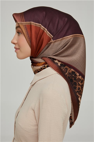 Armine Sura İpek Eşarp 21Ka8626 09