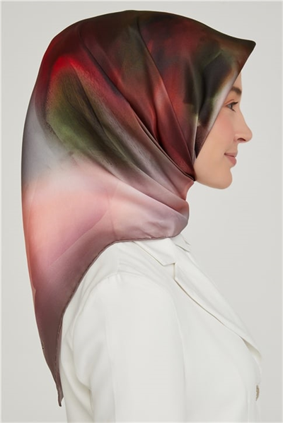 Armine Sura İpek Eşarp 21Ka8627 05