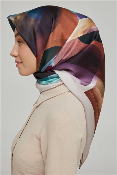Armine Sura İpek Eşarp 21Ka8628 03