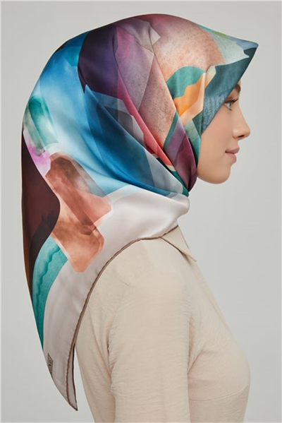 Armine Sura İpek Eşarp 21Ka8628 03