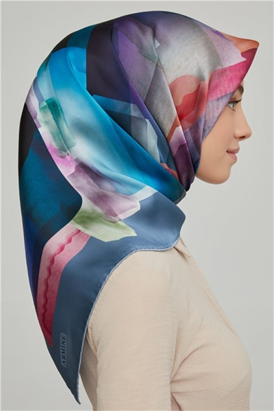 Armine Sura İpek Eşarp 21Ka8628 07